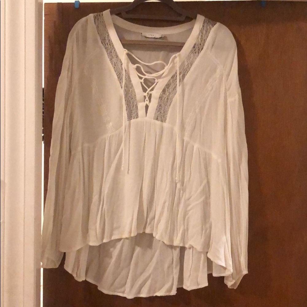 White flowy Lush blouse